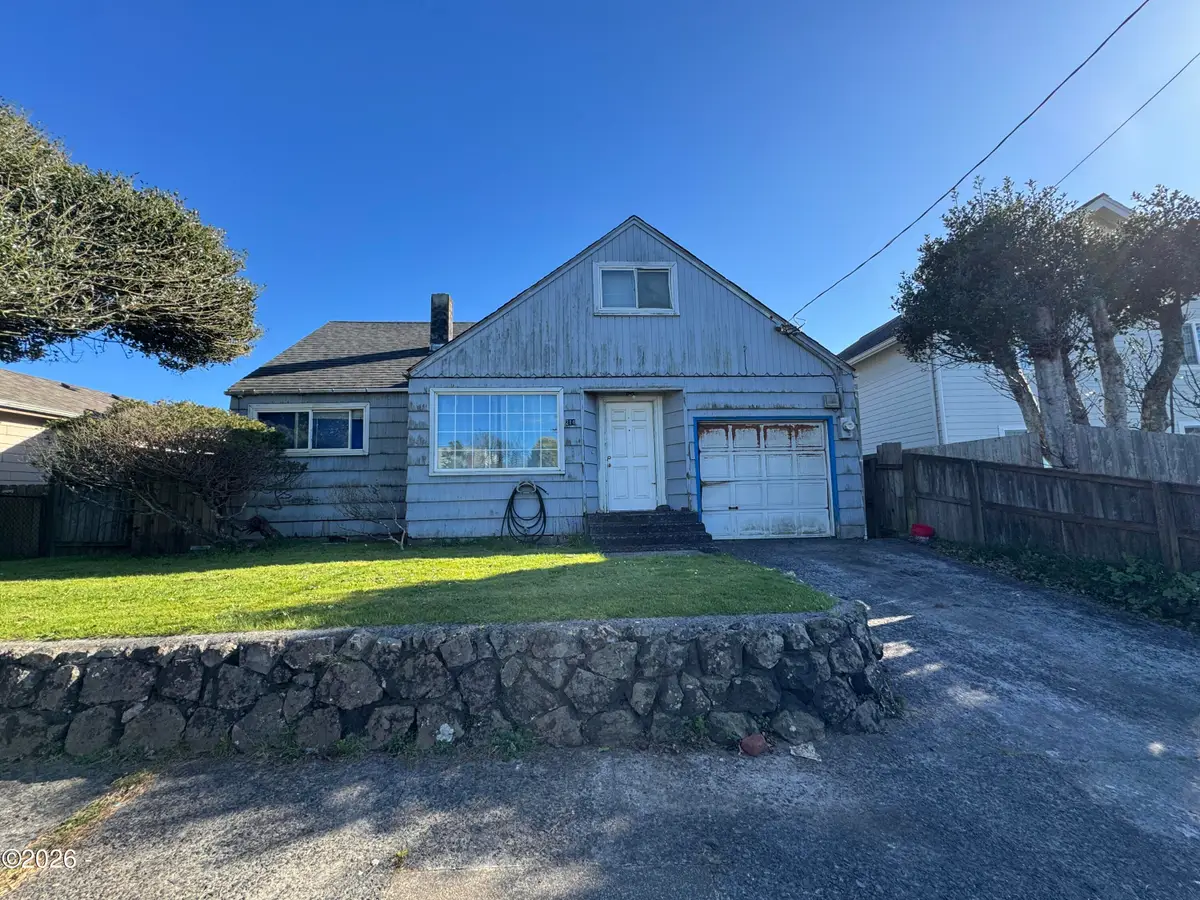 214 SE 1st, Newport, OR 97365 - #1