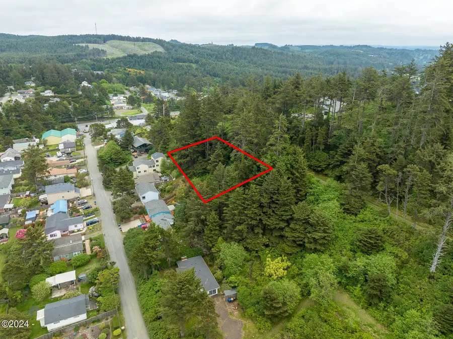 TL 200 Azalea, Newport, OR 97365 - Image #3