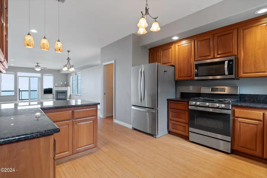 1933 SW Coast, Lincoln City, OR 97367 - #3