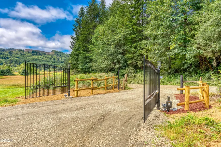 540 Big Rock Creek Rd, Logsden, OR 97357 - Image #2