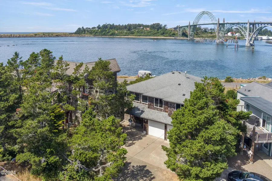 242 SW 27th, Newport, OR 97365 - Image #3