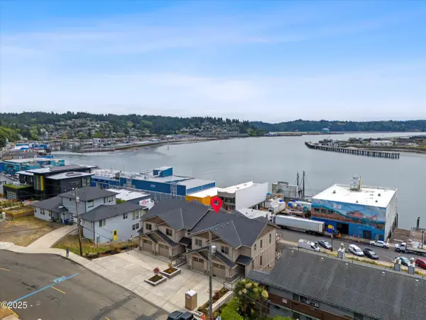 819 SW 13th Street Unit #2, Newport, OR 97365