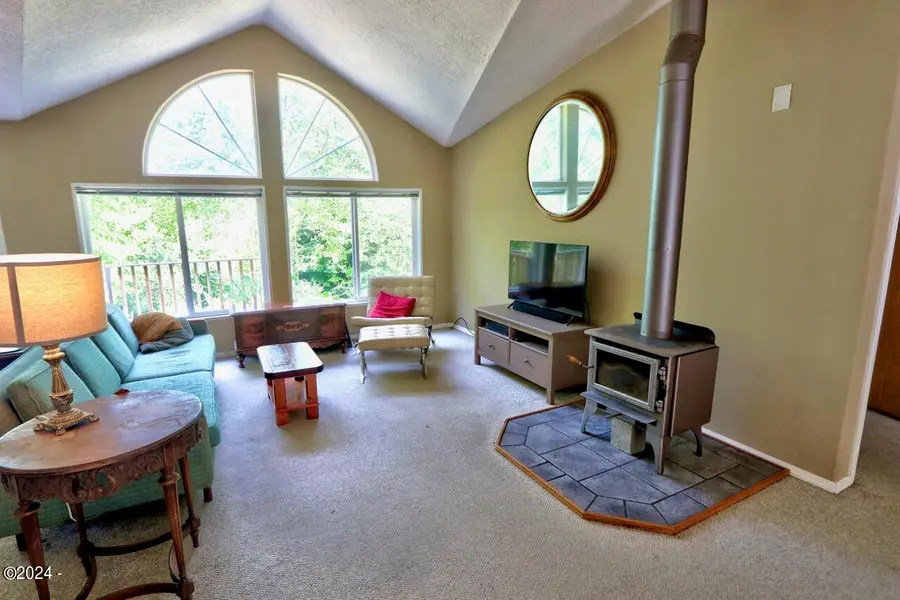 5326 N Beaver Creek, Seal Rock, OR 97376 - Image #3