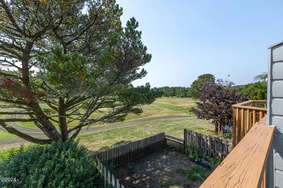 125 SW Range, Waldport, OR 97394 - Image #3