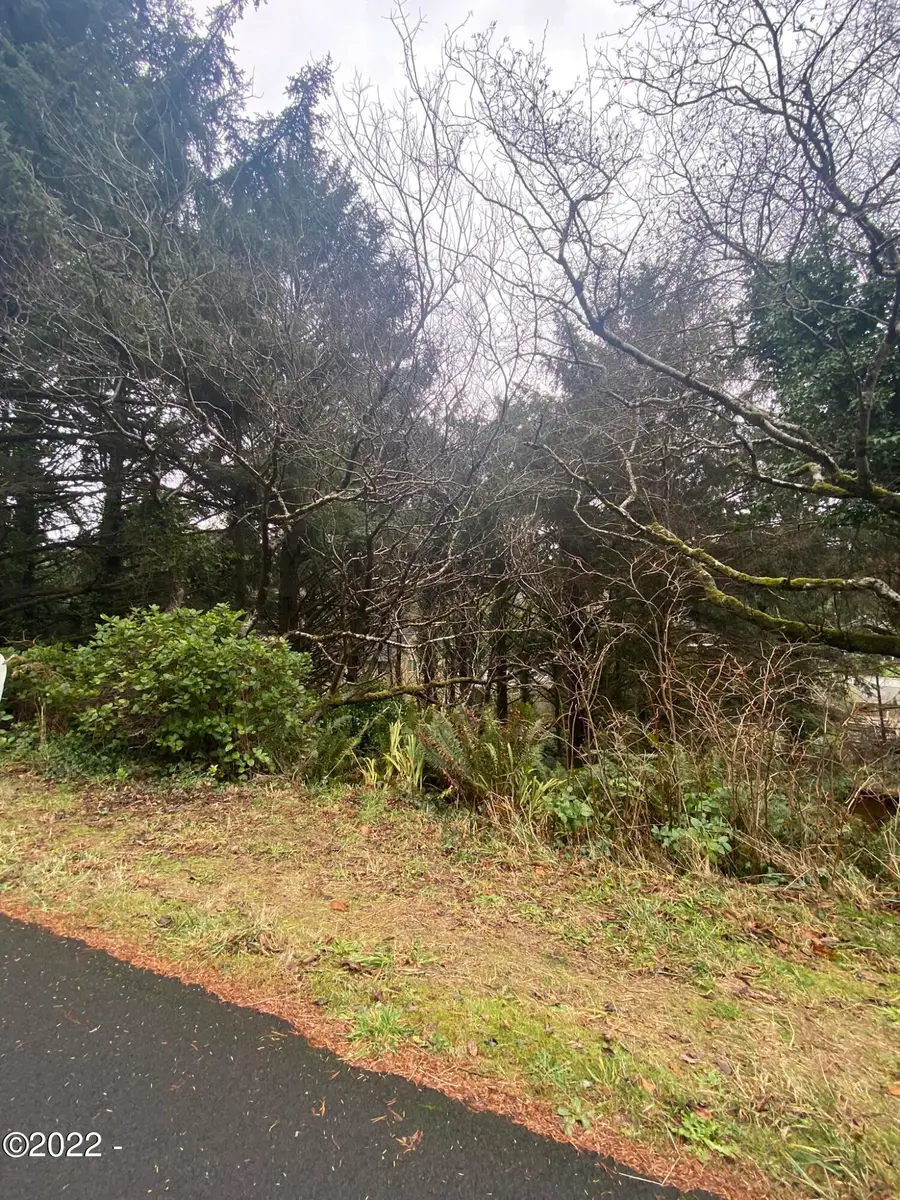 2900 SW Anchor Parcels 1&2, Lincoln City, OR 97367 - Image #2