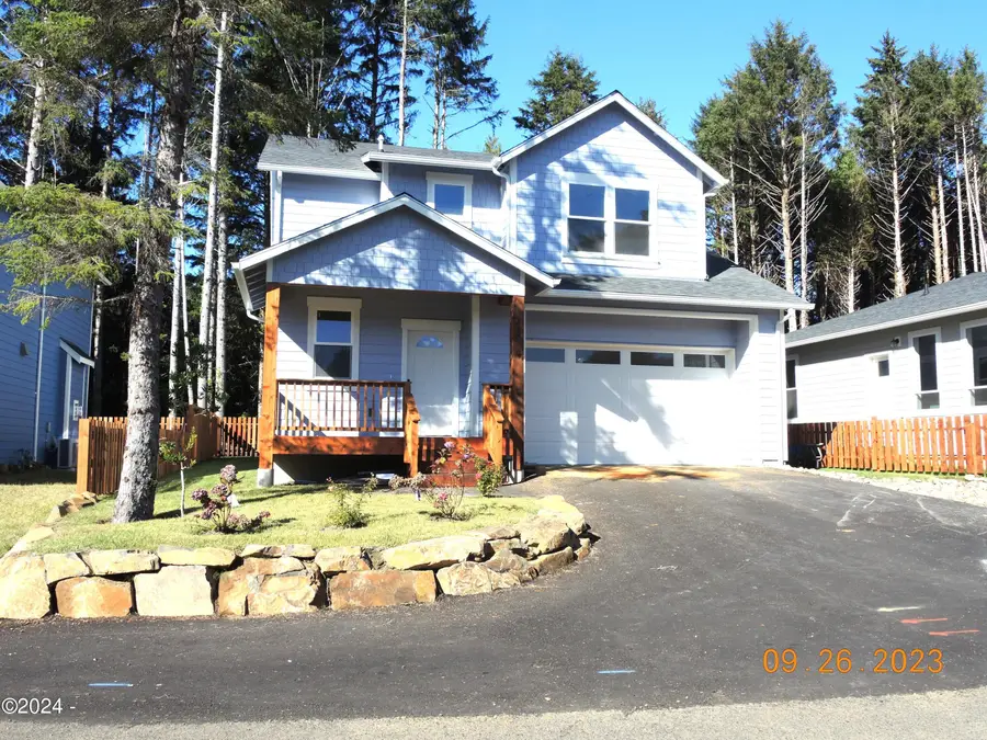 427 SE Winchell Street, Depoe Bay, OR 97341 - Image #3