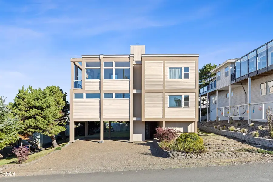 1851 NE 67th, Lincoln City, OR 97367 - Image #3