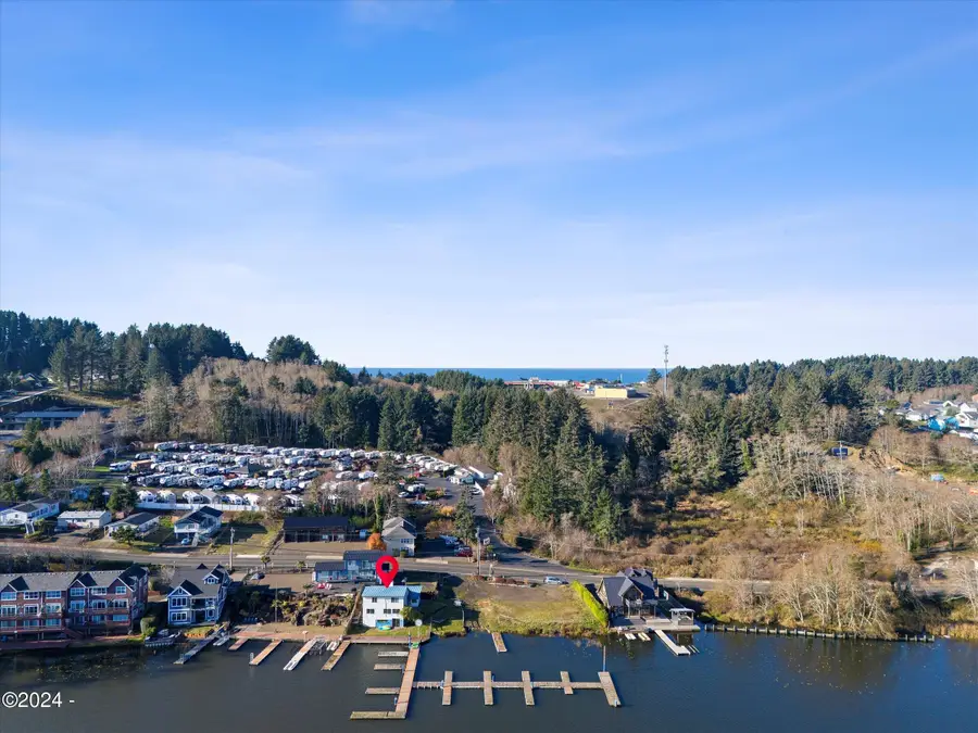 4006 NE West Devils Lake, Lincoln City, OR 97367 - Image #2