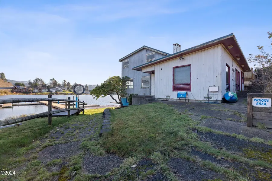 4006 NE West Devils Lake, Lincoln City, OR 97367 - Image #3