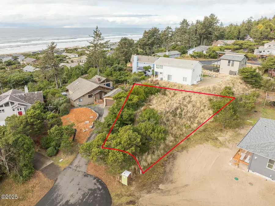 3018 NW Sandpiper, Waldport, OR 97394 - Image #2