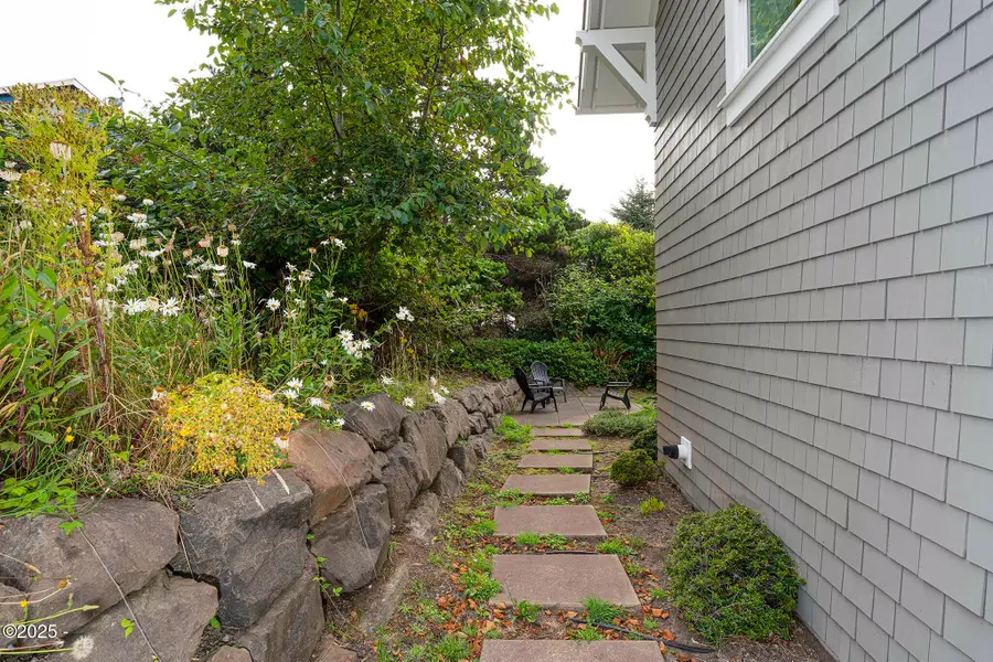 1994 NE Mulberry, Lincoln City, OR 97367 - Image #3