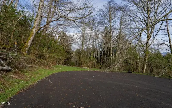 3045 Elderberry, Otis, OR 97368