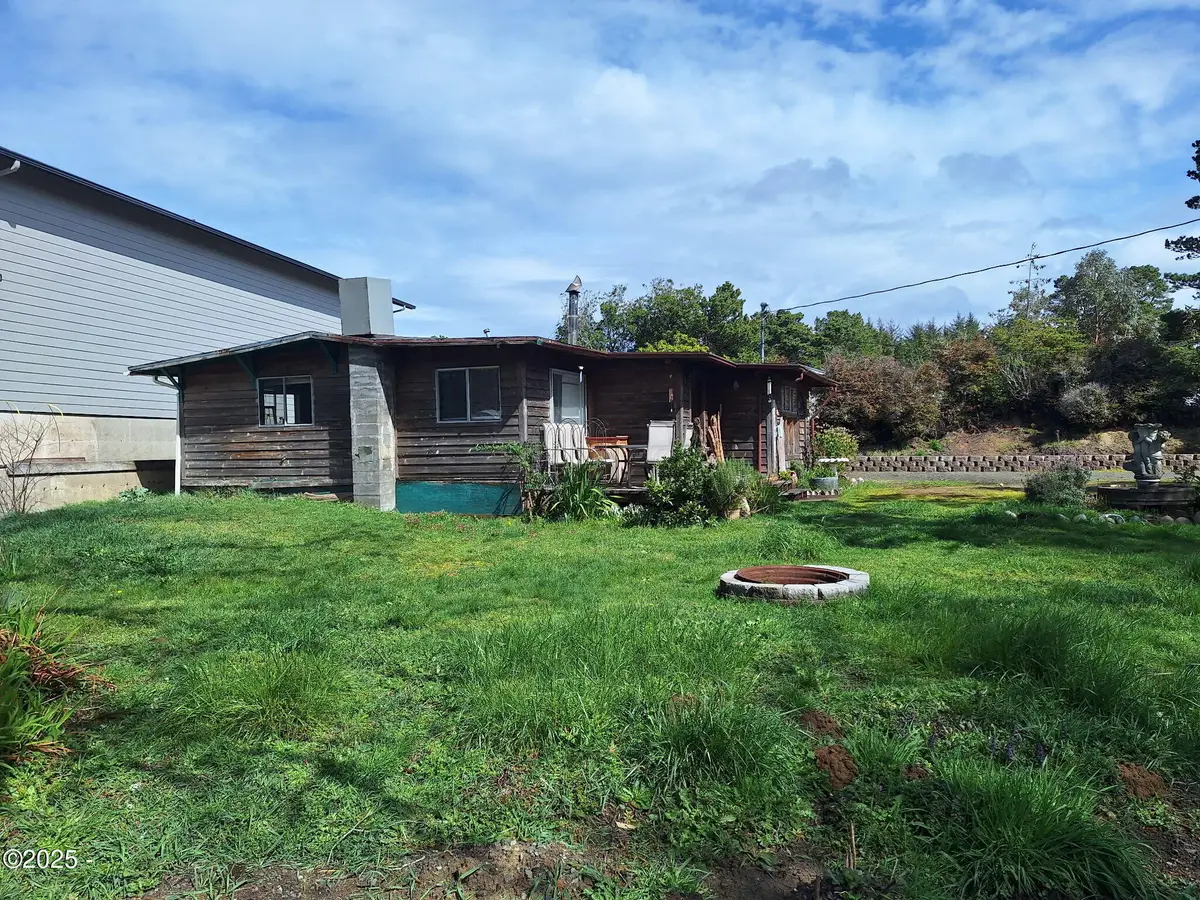 45 SE 63rd, South Beach, OR 97366 - Image #1