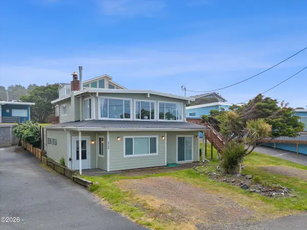 5218 NW Jetty, Lincoln City, OR 97367