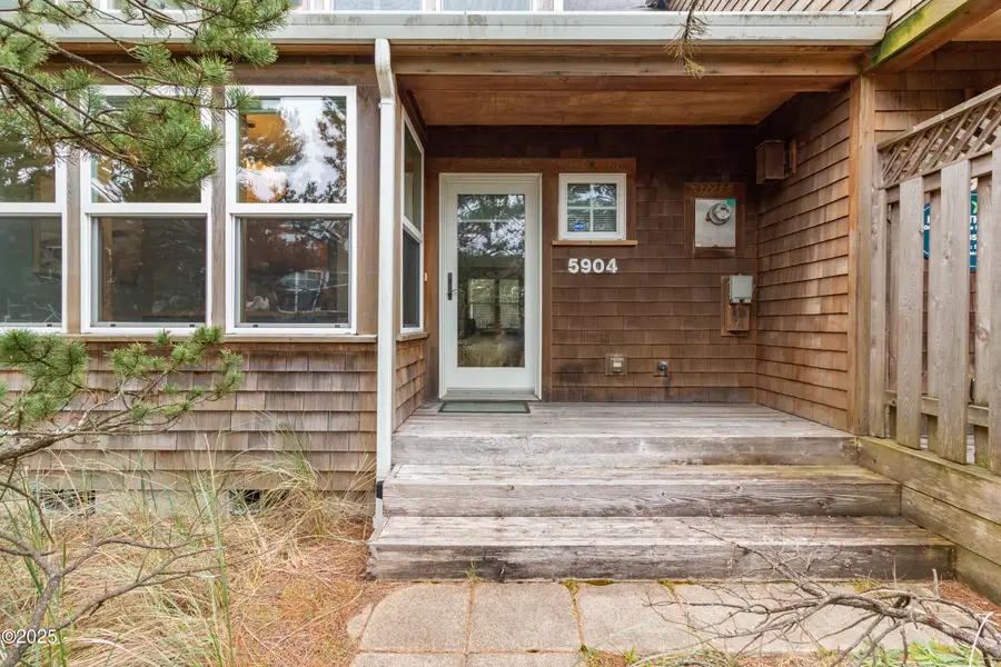 5904 Barefoot, Pacific City, OR 97135 - Image #3