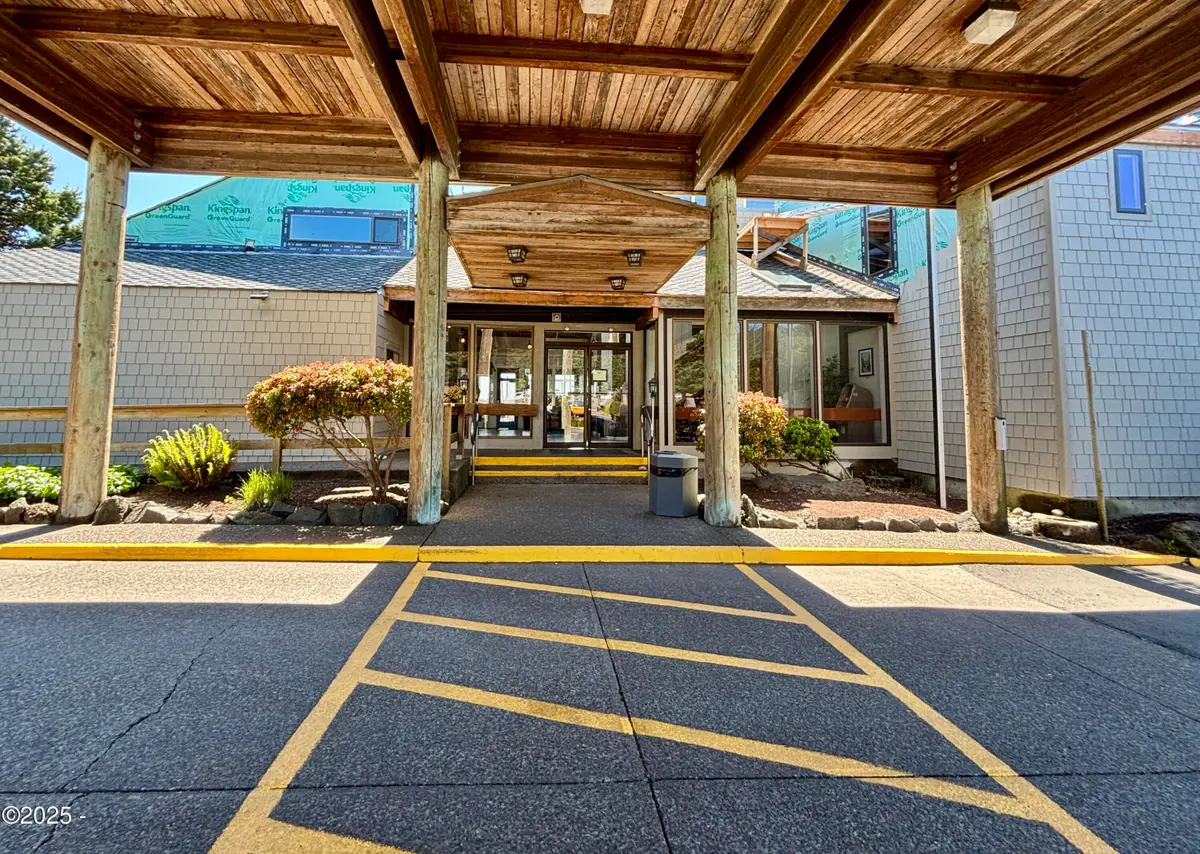 1000 SE Bay Boulevard, Newport, OR 97365 - Image #1