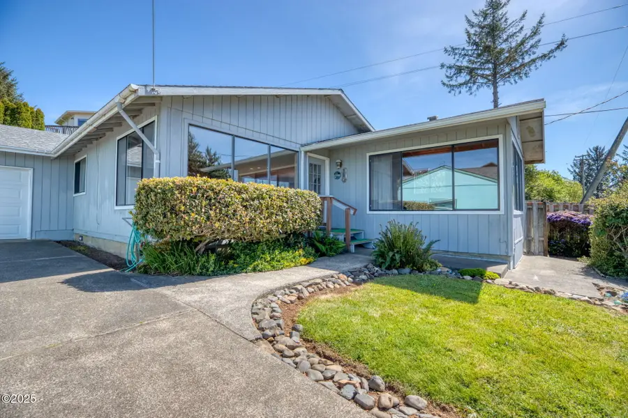 35565 Lower Loop Rd, Pacific City, OR 97135 - Image #2