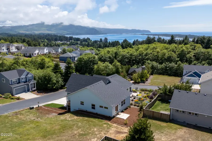 1480 Emerald, Tillamook, OR 97141 - Image #3