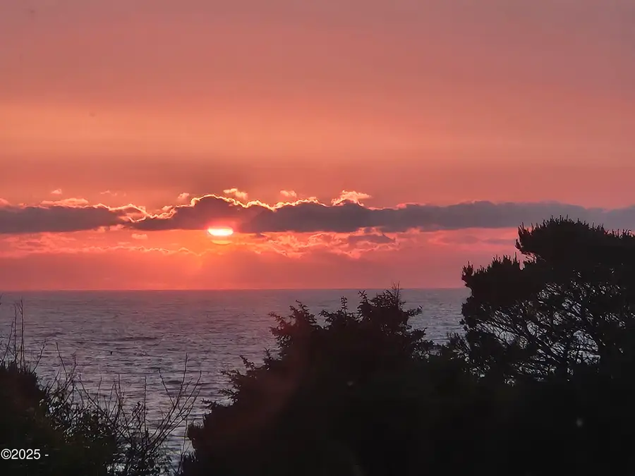 3865 Evergreen, Depoe Bay, OR 97341 - Image #3