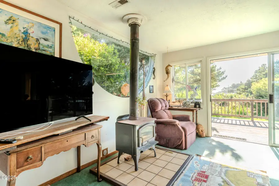 10076 NW Swallow, Seal Rock, OR 97376 - Image #3