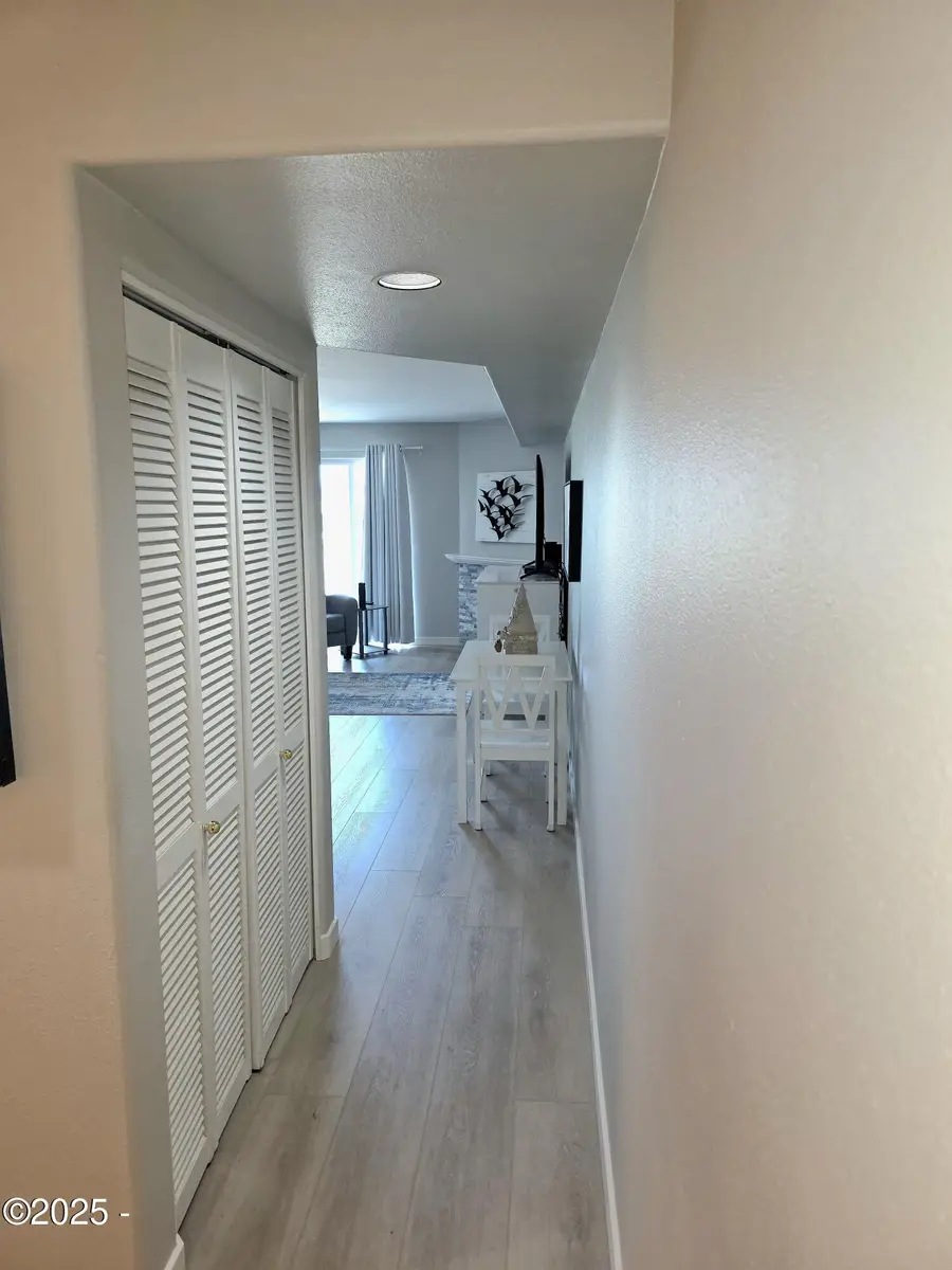 5201 SE Hwy 101, Lincoln City, OR 97367 - Image #3