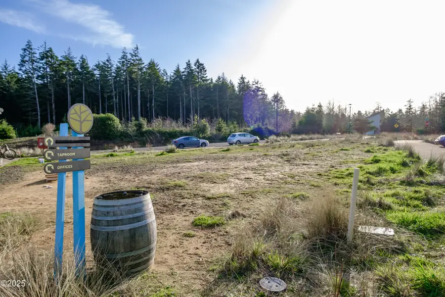 TL3900 College, Newport, OR 97366 - Image #3