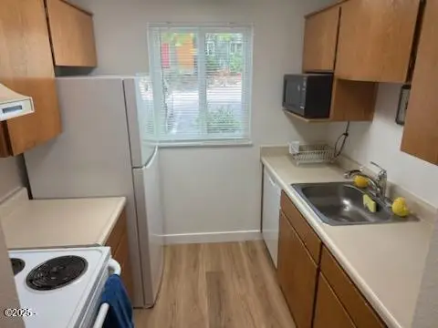 12622 NW Barnes, Portland, OR 97229 - Image #3