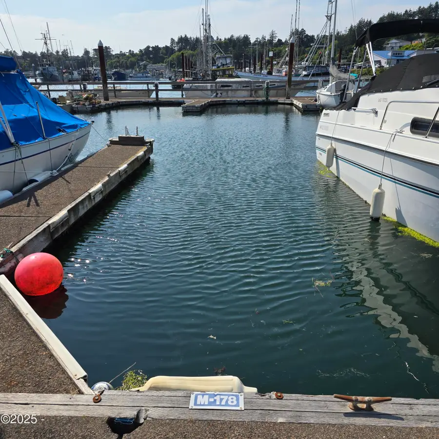 SE Bay, Newport, OR 97365 - Image #2