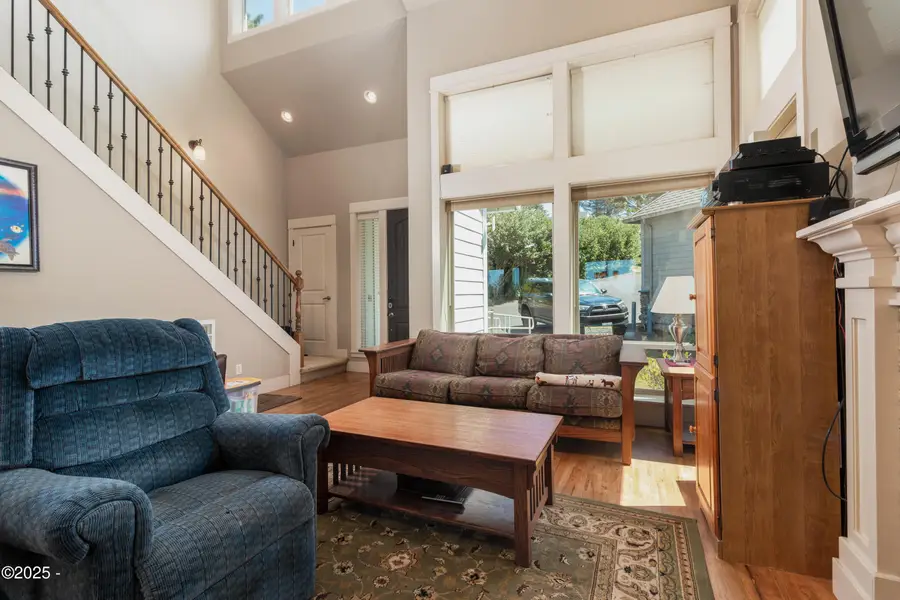 1699 NE 19th, Lincoln City, OR 97367 - Image #3