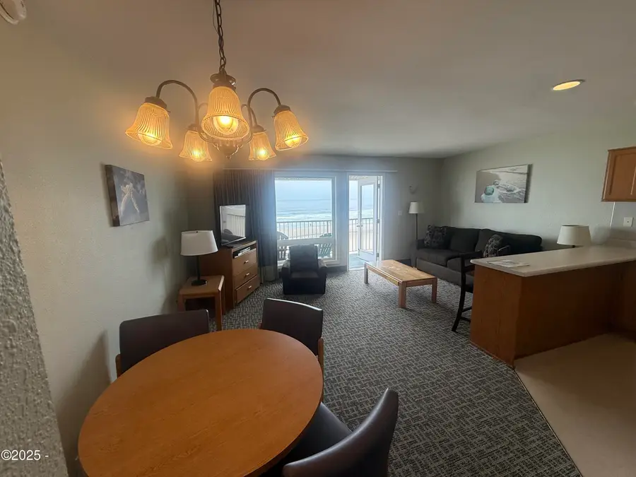 171 SW Hwy 101, Lincoln City, OR 97367 - Image #2