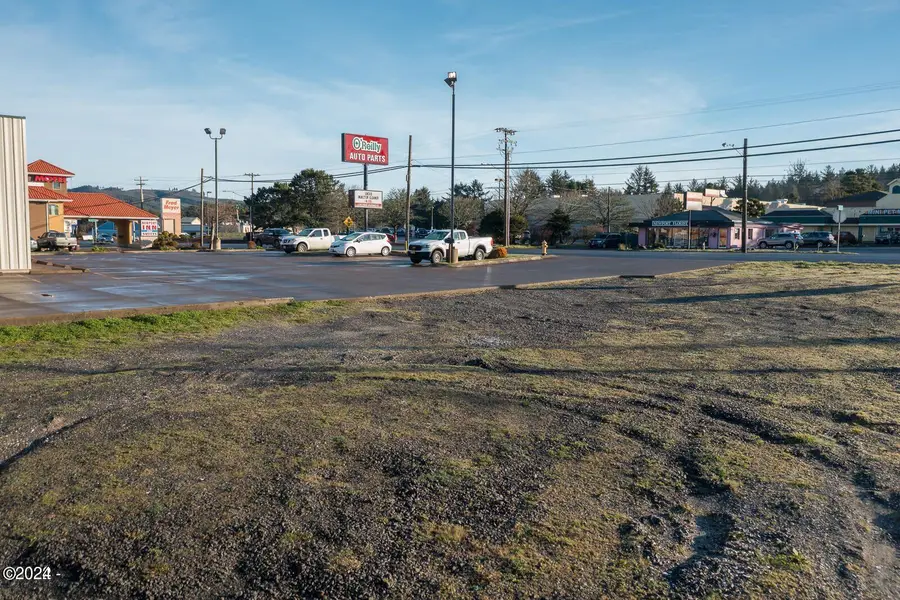 TL 8200 N Hwy 101, Newport, OR 97365 - Image #3