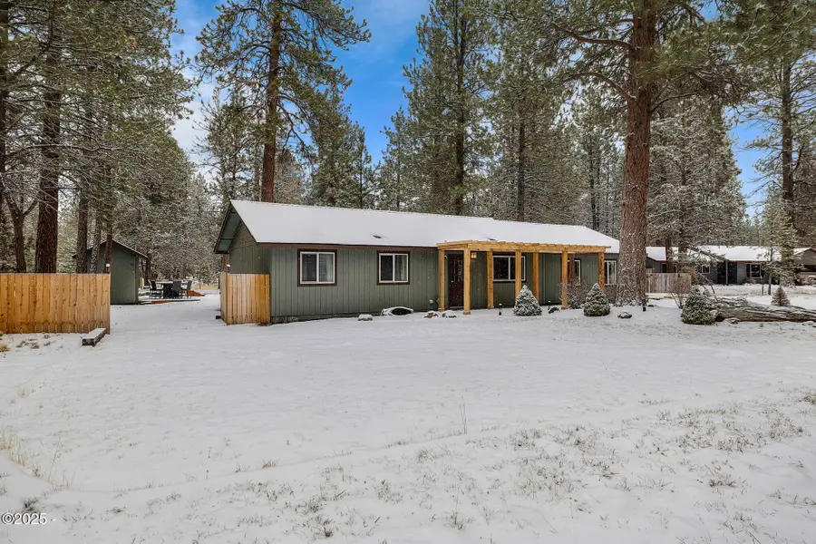 69322 Hackamore, Sisters, OR 97759 - Image #3