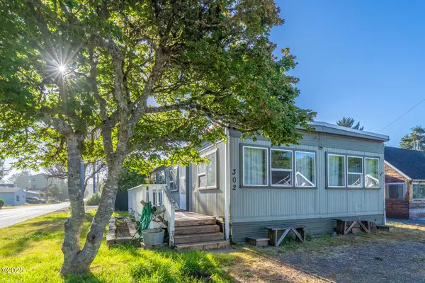 302 SE Neptune, Lincoln City, OR 97367