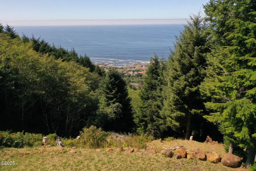 1075 Horizon Hill, Yachats, OR 97498 - Image #2