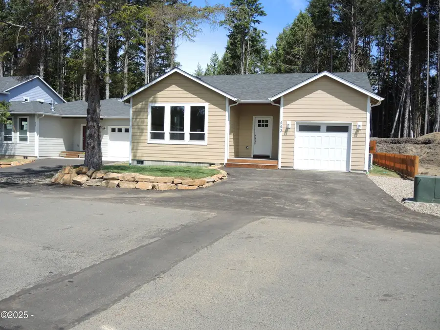 443 SE Winchell Street, Depoe Bay, OR 97341 - Image #3
