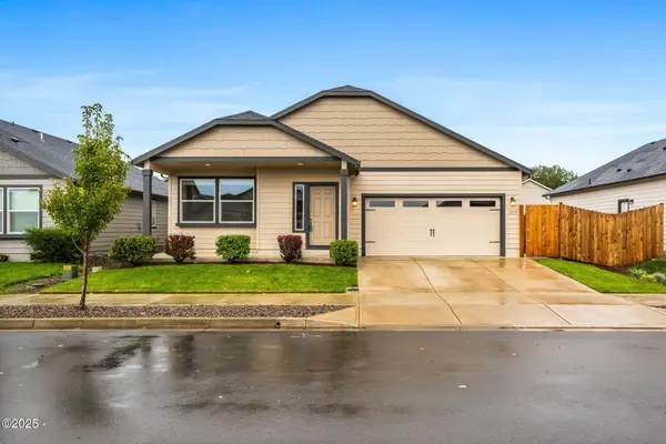 1555 Adams, Independence, OR 97351