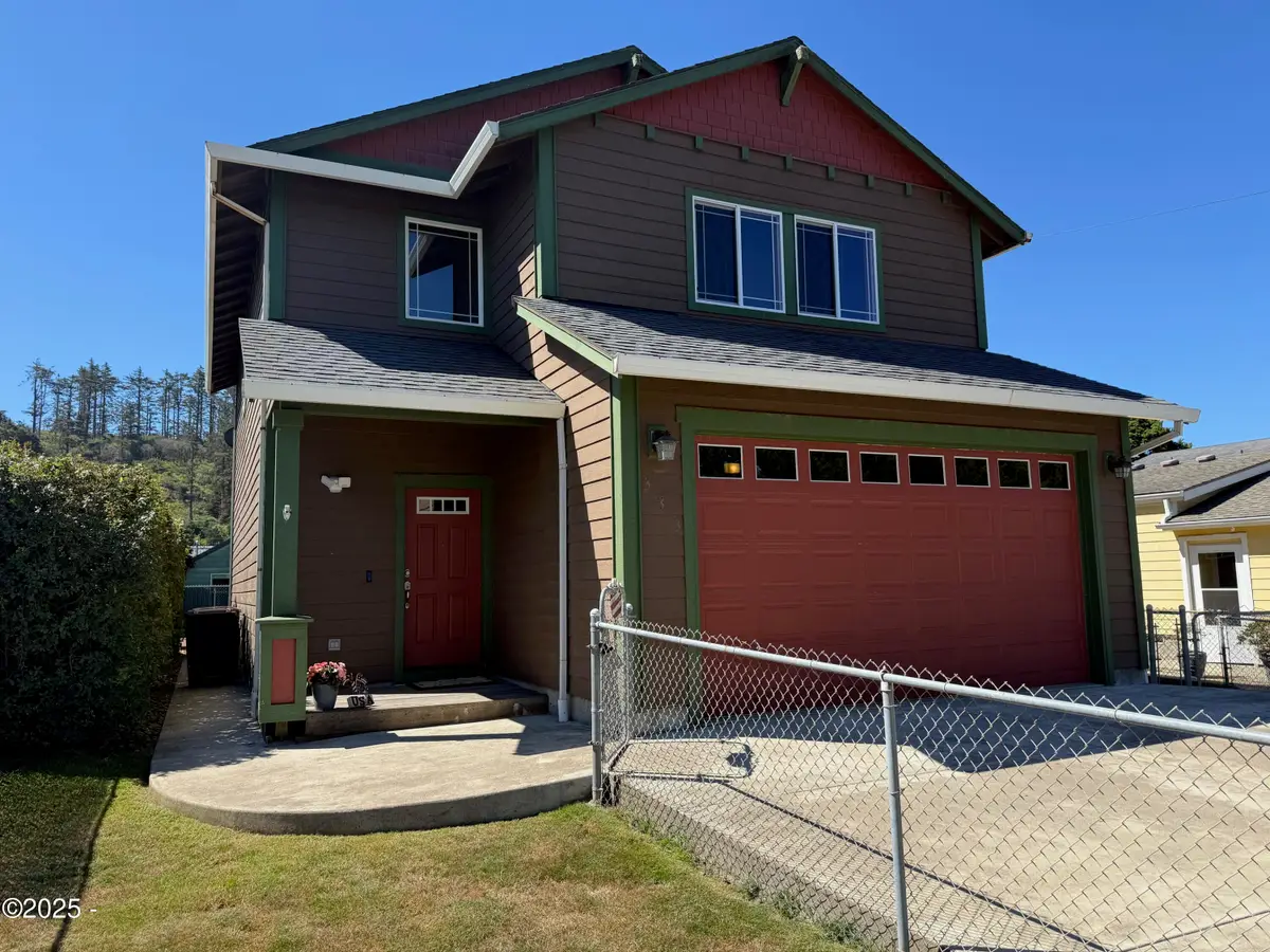 333 NW 58th, Newport, OR 97365 - Image #1