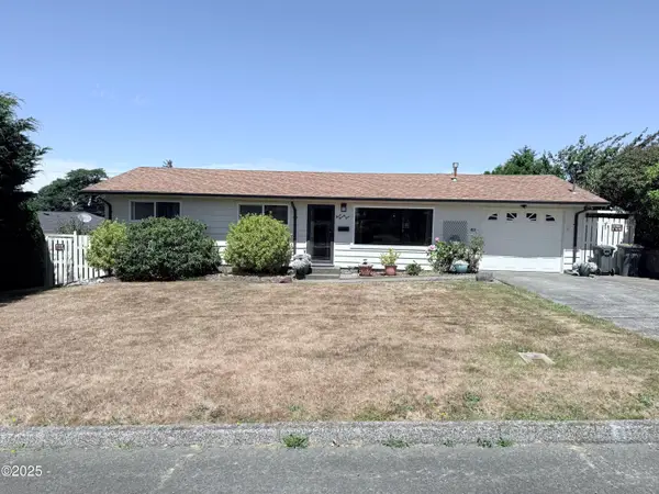 321 NE 4th, Newport, OR 97365