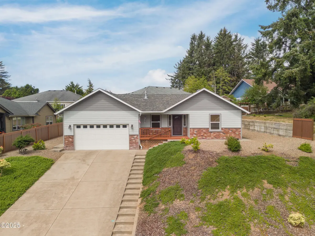 5699 NE Voyage, Lincoln City, OR 97367 - Image #1