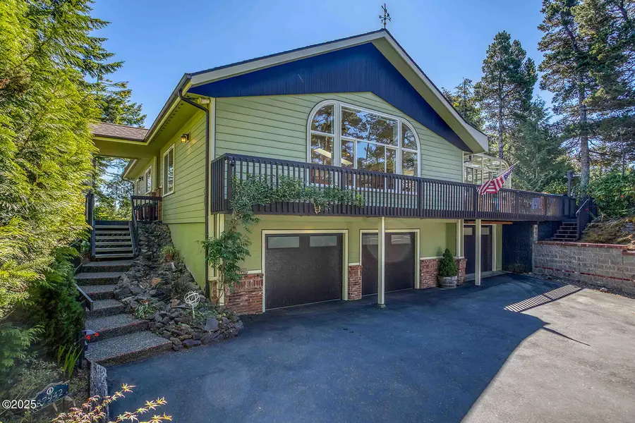 87942 Kelsie, Florence, OR 97439 - Image #2