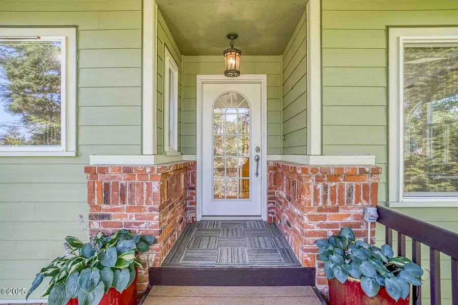 87942 Kelsie, Florence, OR 97439 - Image #3