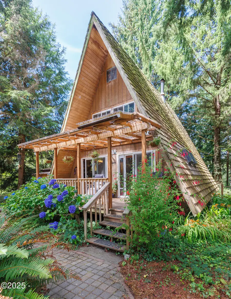 123 E Eckman Creek, Waldport, OR 97394 - Image #3