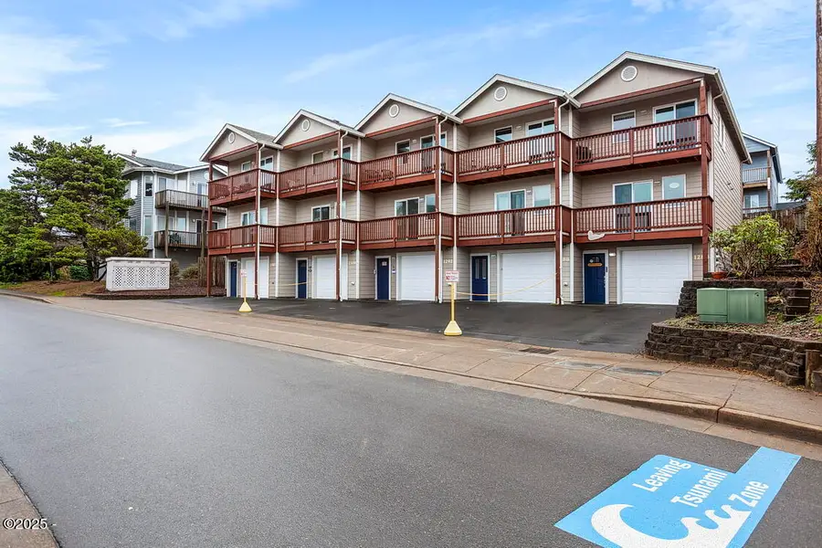 1284 NW 15th, Lincoln City, OR 97367 - Image #2