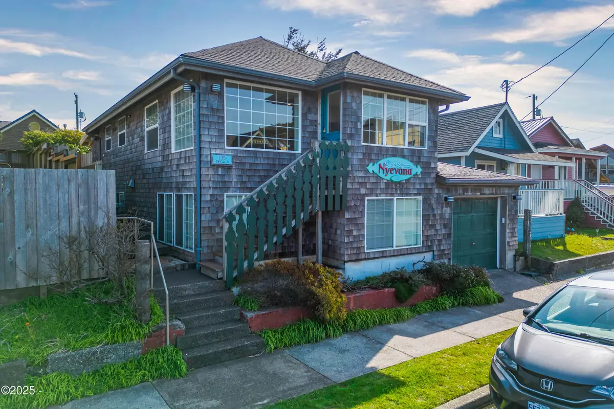 135 SW Coast, Newport, OR 97365 - Image #1