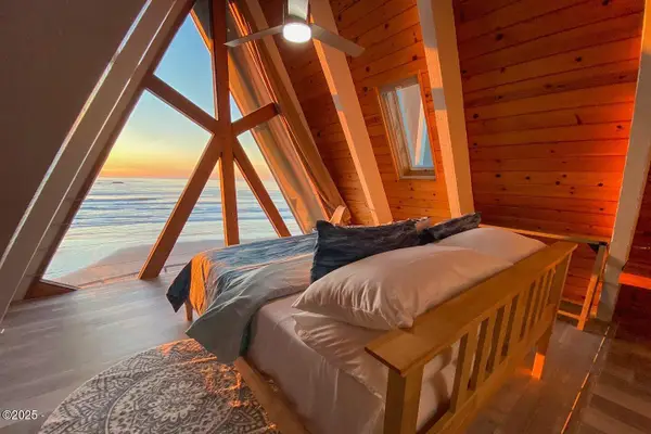 11658 NW Pacific Coast, Seal Rock, OR 97376