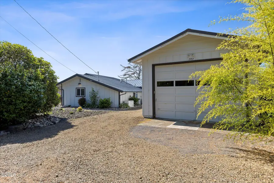 2997 NE Loop, Lincoln City, OR 97367 - Image #3