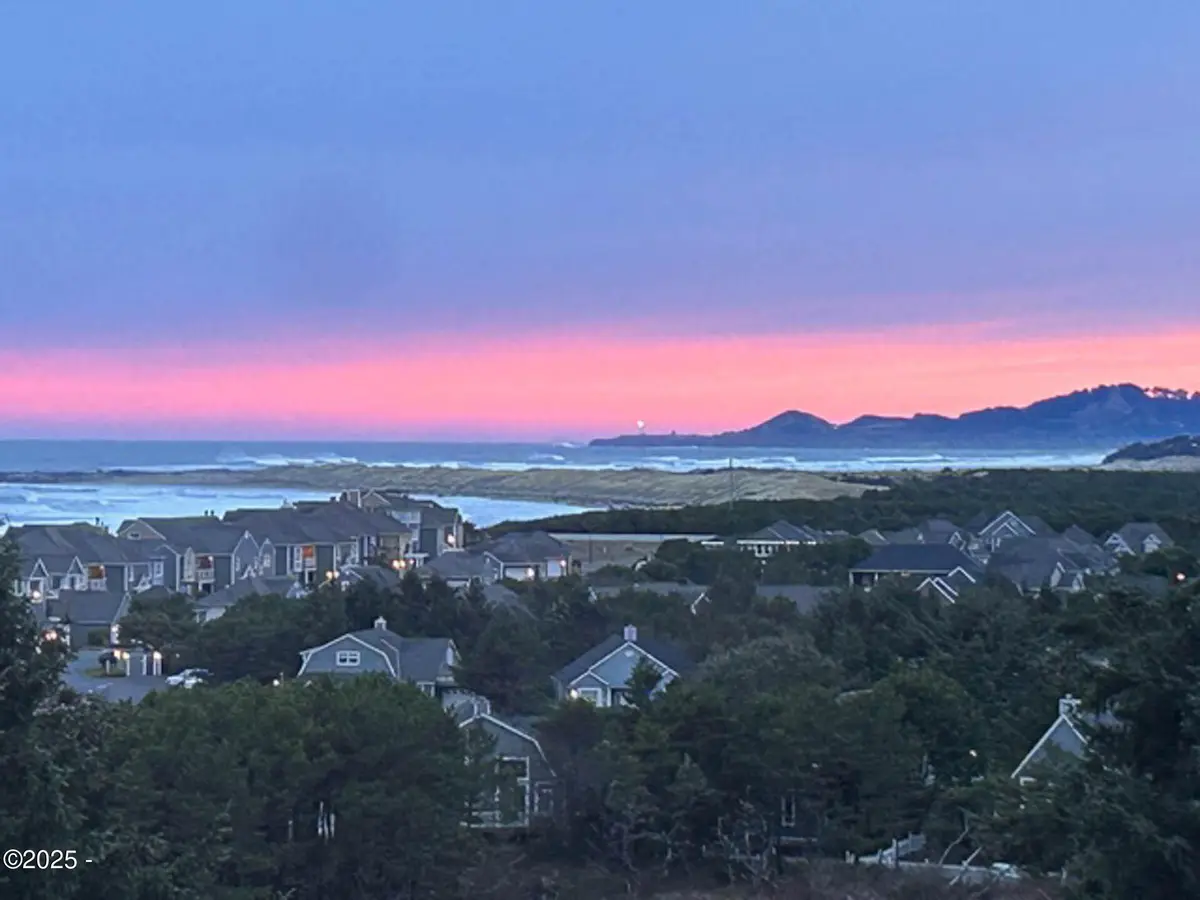 117 SW 66th, South Beach, OR 97366 - Image #1