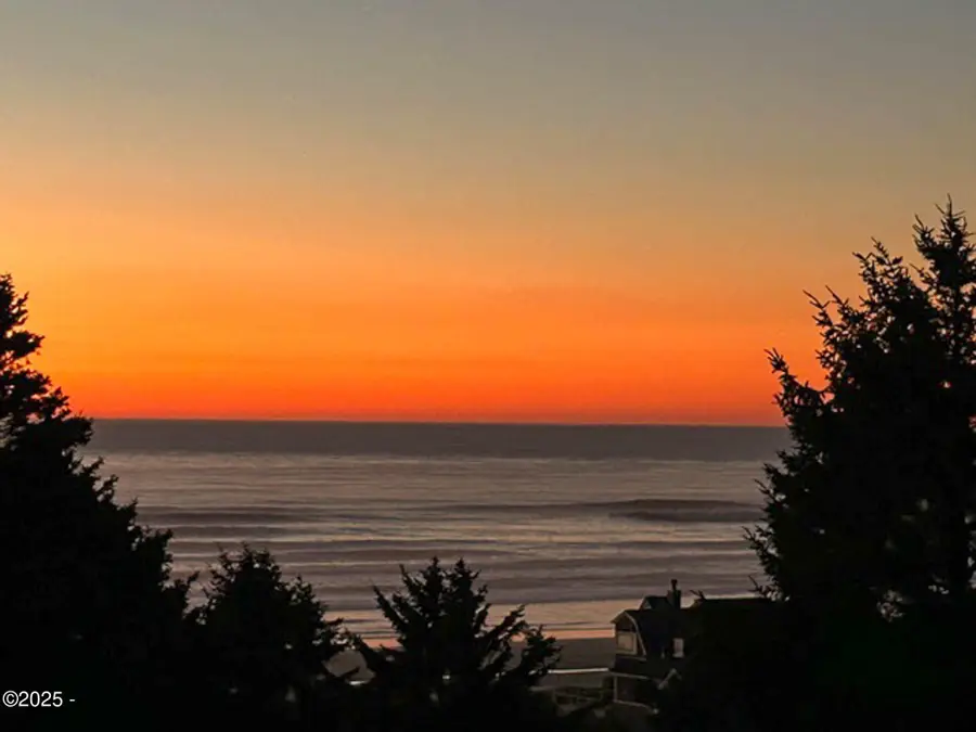 117 SW 66th, South Beach, OR 97366 - Image #2