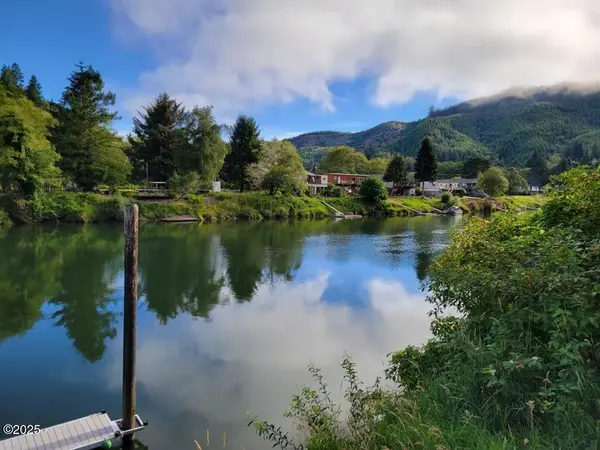 8096 S Siletz River, Lincoln City, OR 97367