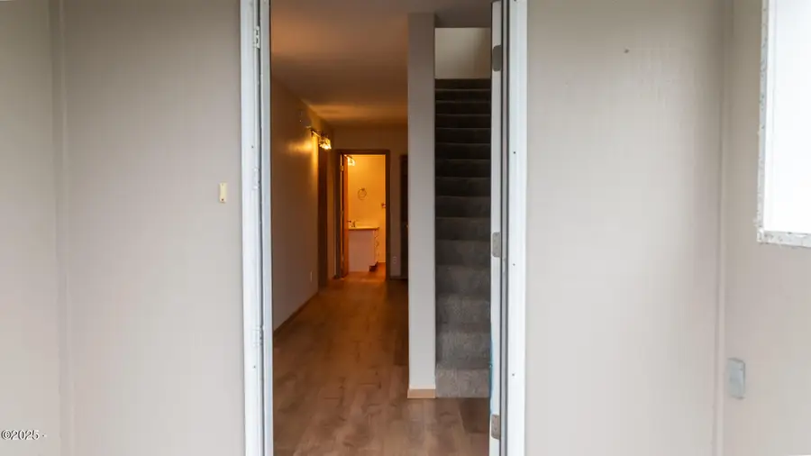 203 SE Surf, Lincoln City, OR 97367 - Image #3